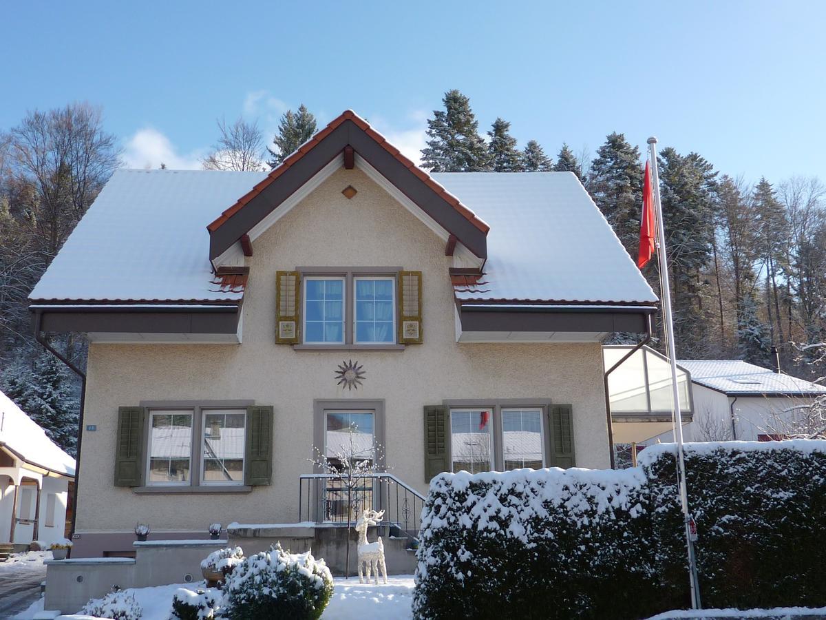 Viktoria'S BnbUnterkulm エクステリア 写真